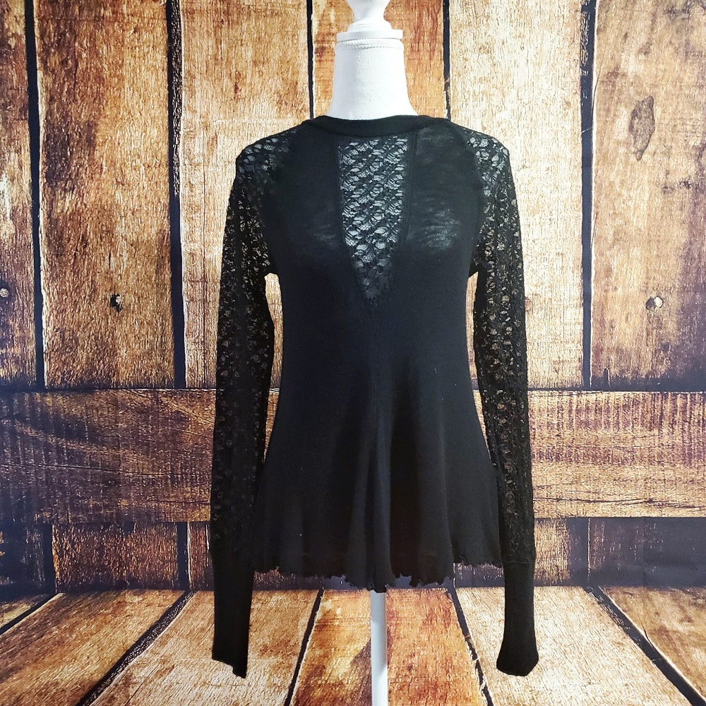 FREE PEOPLE Sweater with Lace